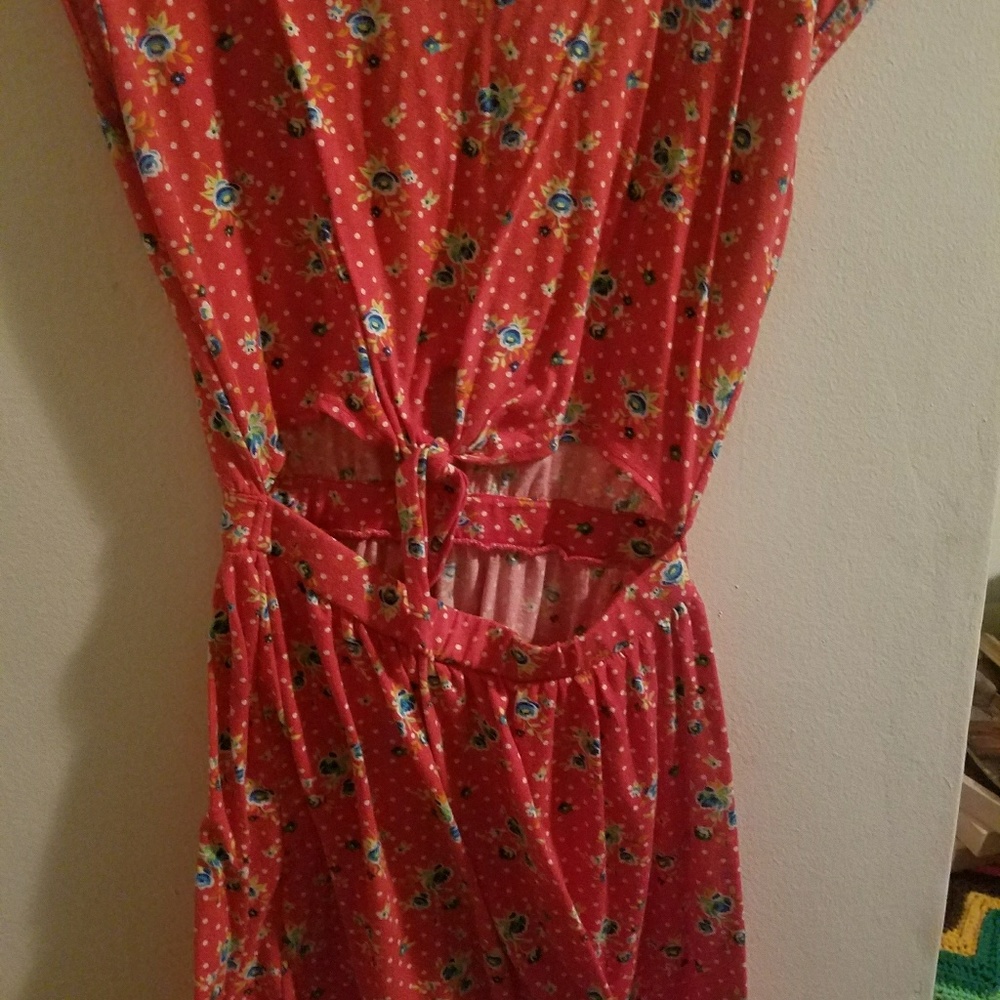 Dress - Picture 2 of 2